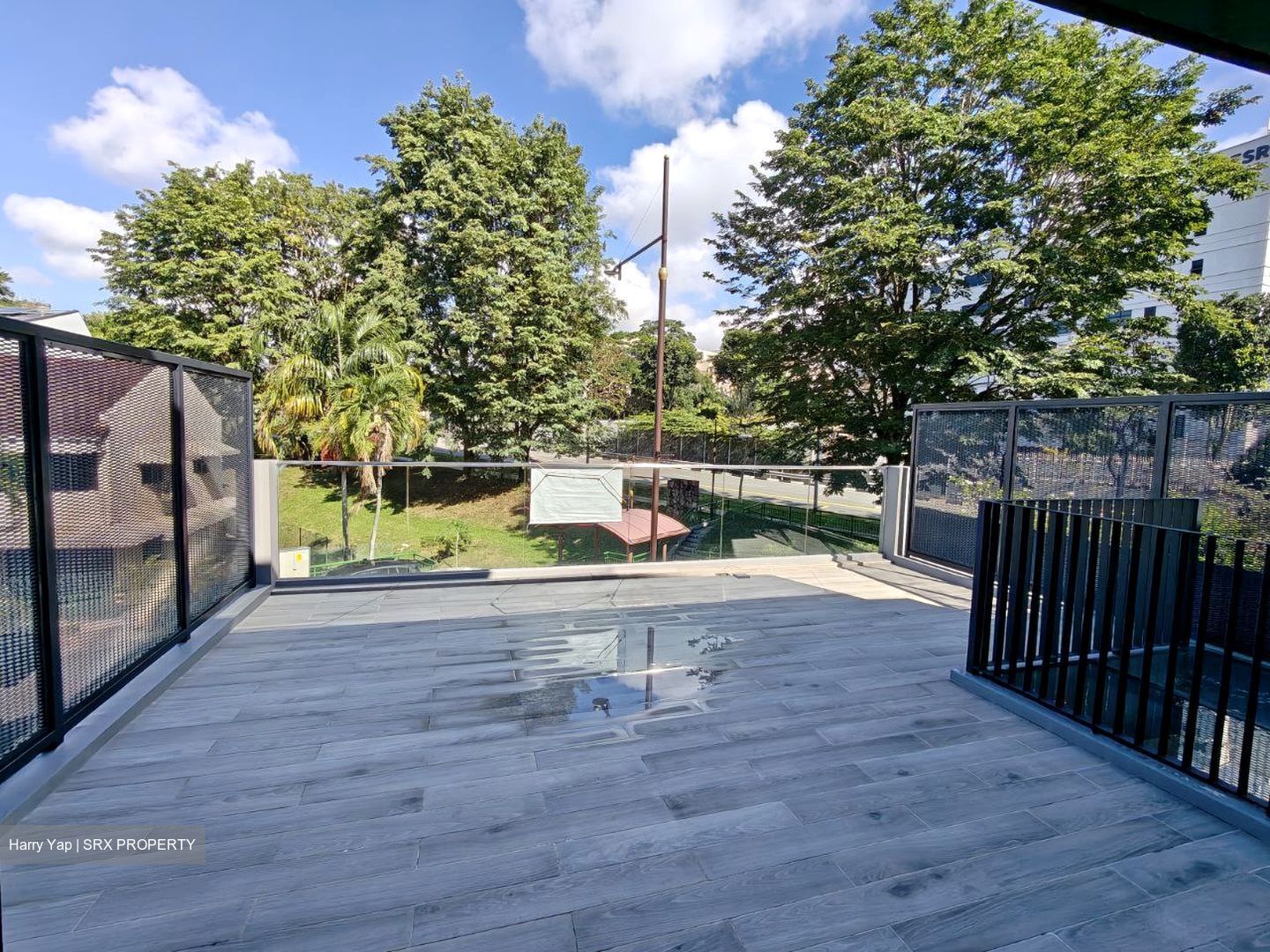 Opera Estate (D15), Terrace #540666491